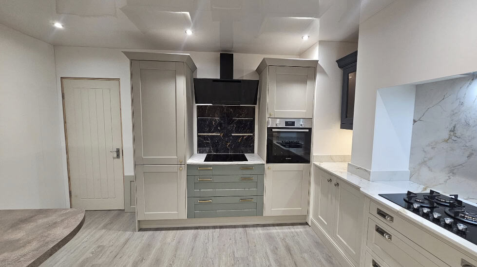 Fitted kitchen, bedroom and media wall project